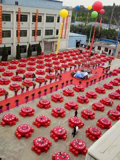 年会桌椅出租,年会大圆桌出租