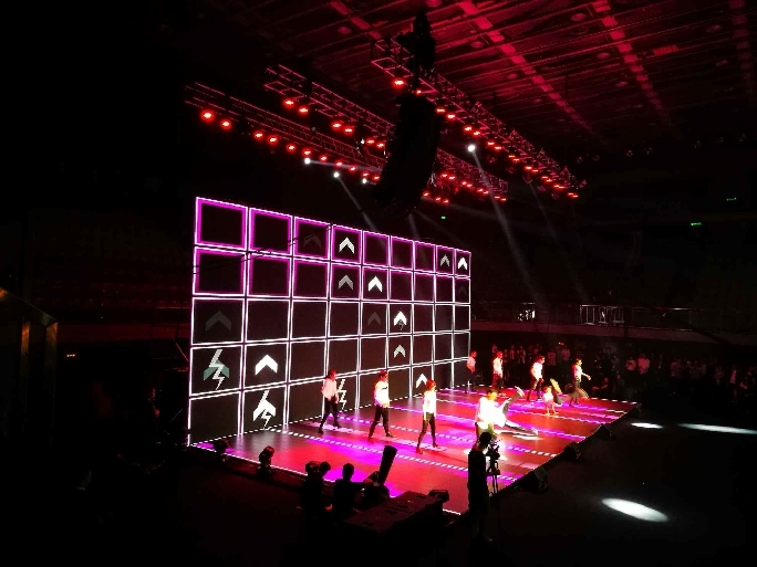 led屏-l形地屏立屏-舞台灯光设备租赁_舞美音响背景租赁_舞台搭建led