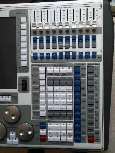 全新老虎灯光控台tigertouch全新灯光控台