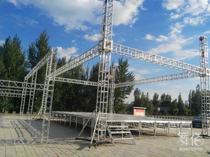 大屏电子屏桁架灯光架加我微信号saa8806