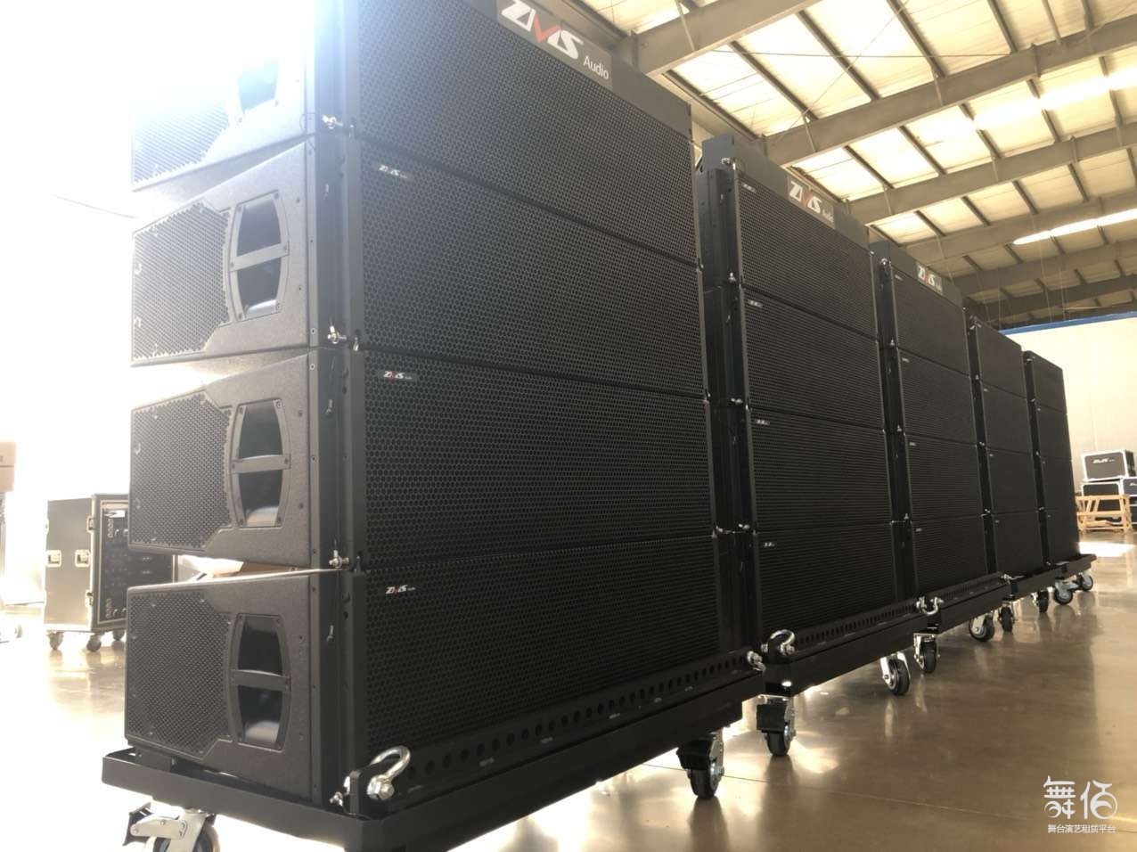 zmsaudio醉美声线阵-舞台灯光设备租赁_舞美音响背景租赁_舞台搭建led