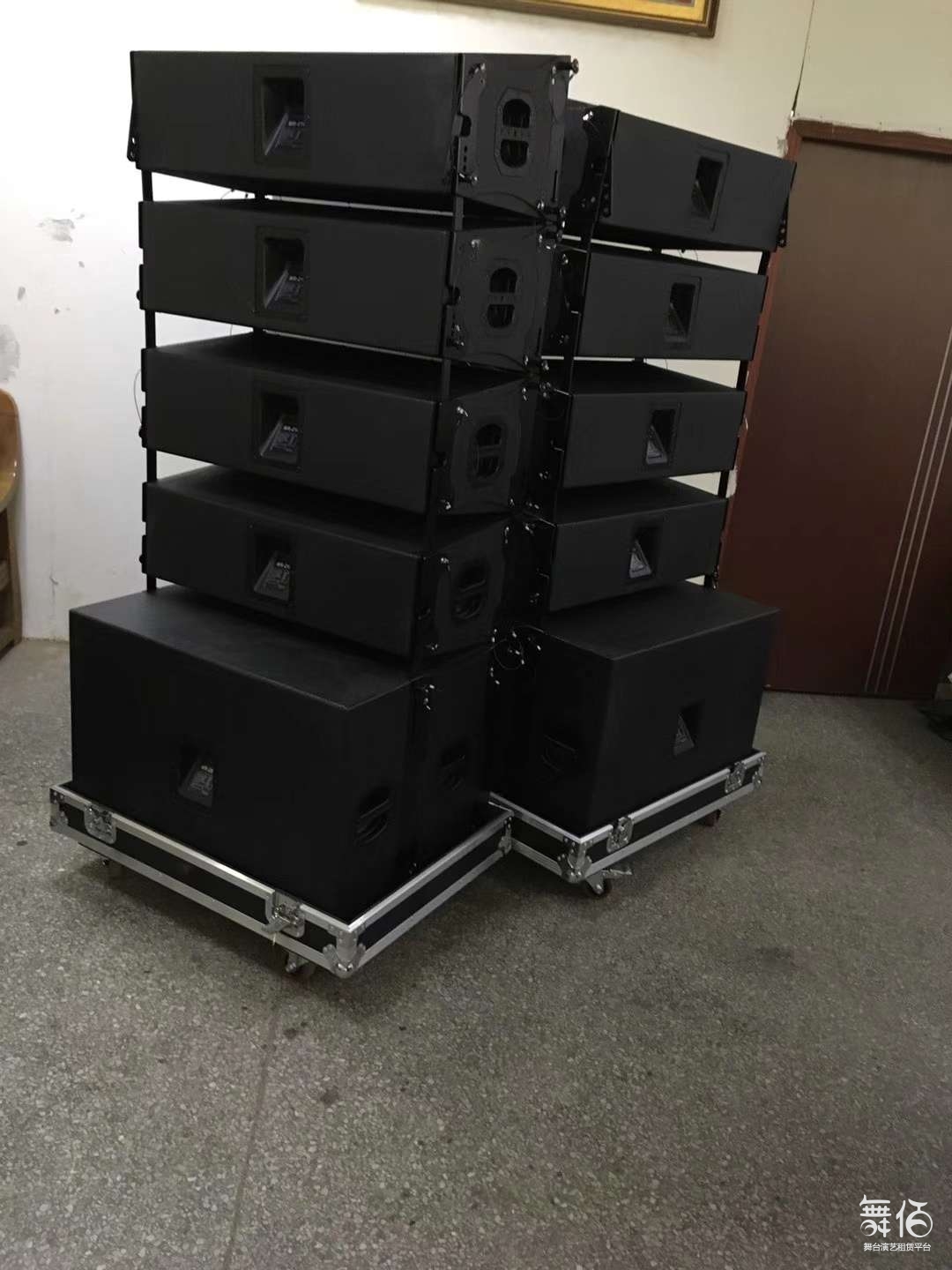 便捷优惠商品简介:合伙人不干了音响买回来没怎么用,低价转让仓库的