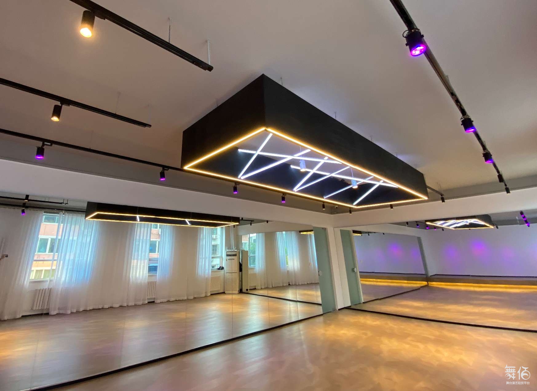 舞蹈教室&团操教室对外租赁-舞台灯光设备租赁_舞美音响背景租赁_舞台